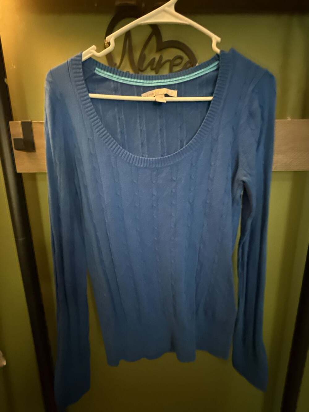 Old Navy Cable Knit Sweater Size M Blue Long Sleeve Scoop Neck